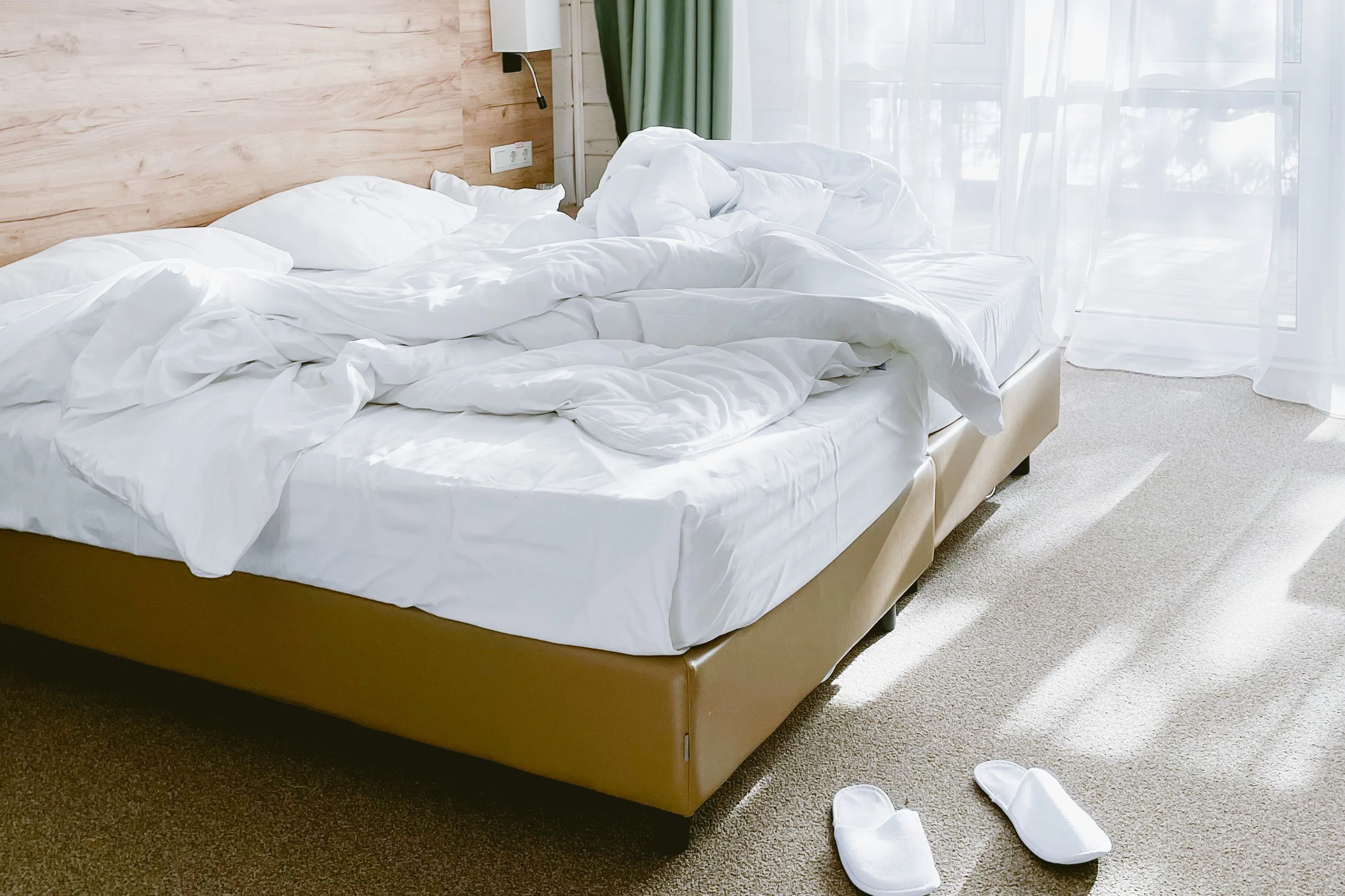 Habitación de hotel de Staying Valencia, caso de éxito de Sesame HR