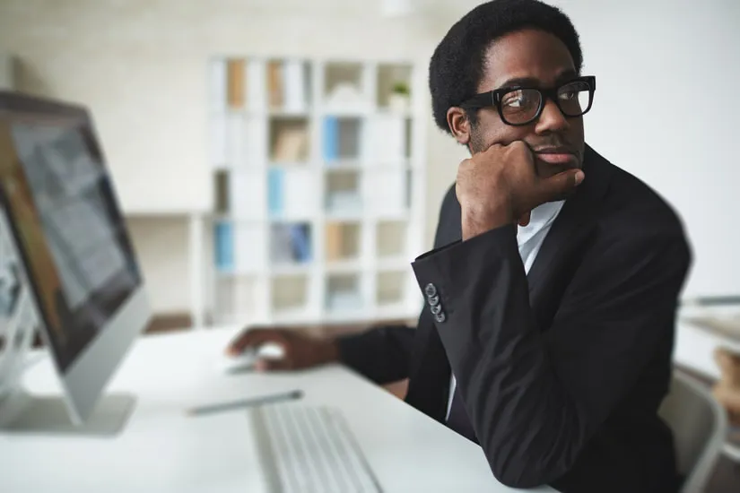 Cómo combatir el aburrimiento en el trabajo