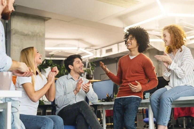 Cómo realizar un plan de reconocimiento laboral de los empleados