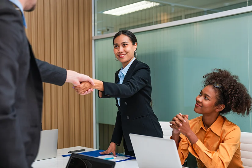 Permiso de trabajo en España: todo lo que debes saber como empleador