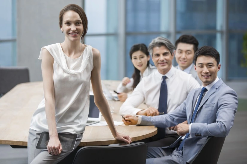 Registro salarial: diferencias con el registro retributivo y cómo aplicarlo