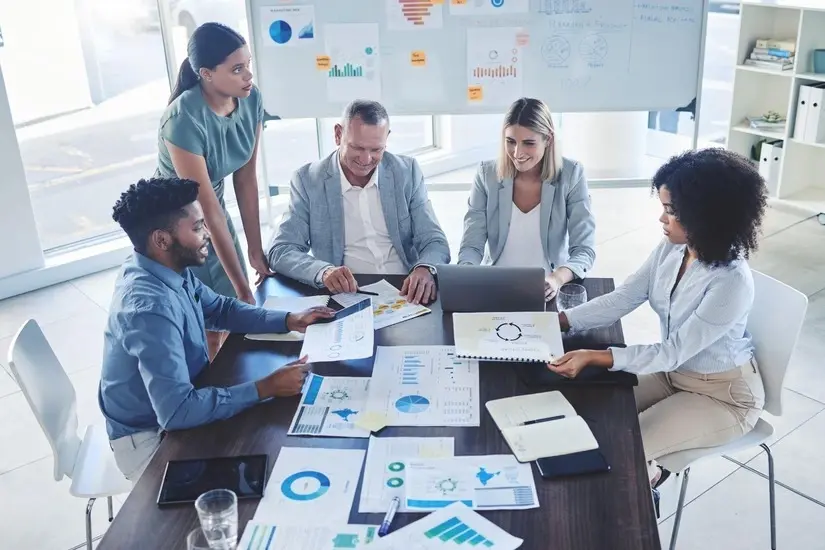 IA en la gestión del rendimiento: cómo mejorar la evaluación del talento